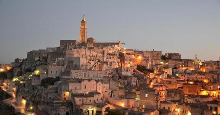 Martini Matera 2-Luxury Apartment Экстерьер фото