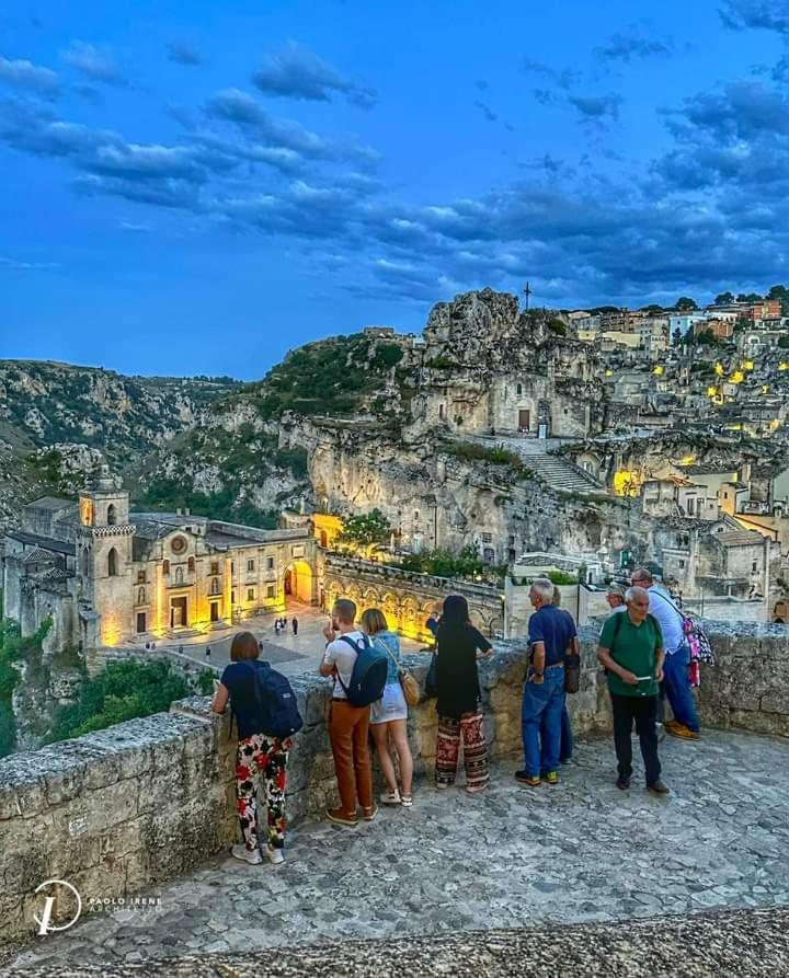 Martini Matera 2-Luxury Apartment Экстерьер фото