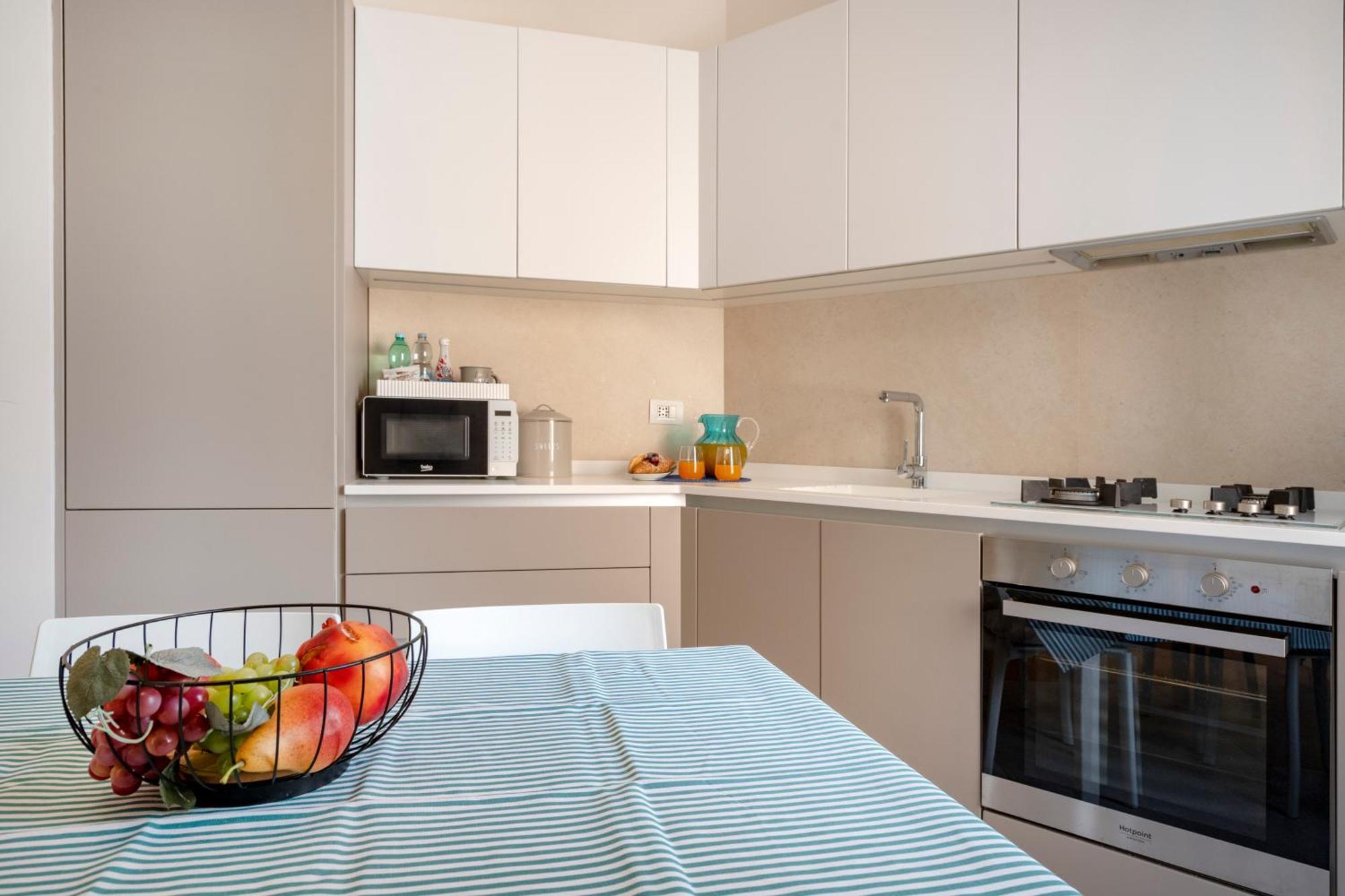 Martini Matera 2-Luxury Apartment Экстерьер фото